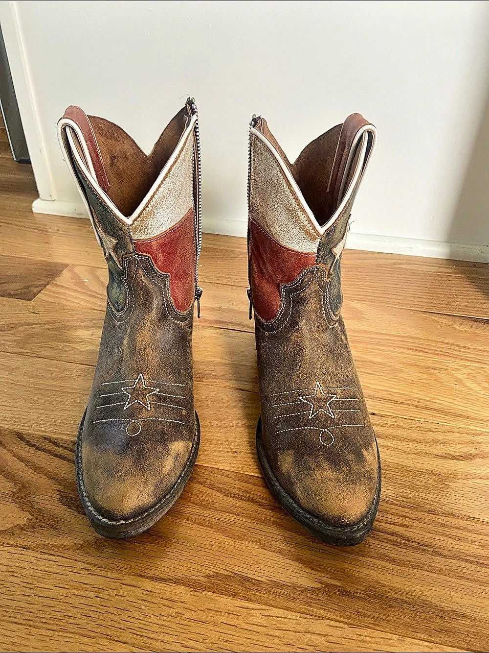 Sheryl Crow Americana Western Boot Brown & Red